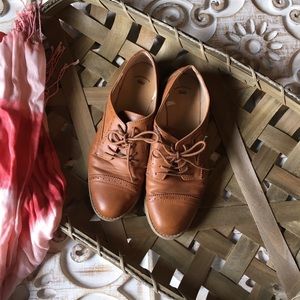 Gap Cognac Oxfords